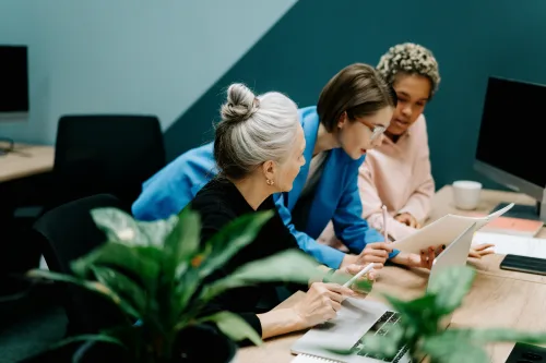 Improve your management skills with our delegation course.