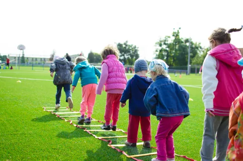 Lead kids in play in this play leadership course.