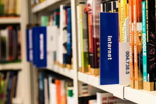 Get started in Publishing with this introduction to publishing course online.