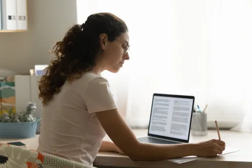 Improve your writings skills and speed with efficient writing course.