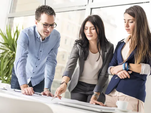 learn to supervise and manage staff in this online Supervision Course.